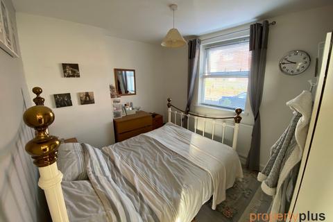 6 Heol Pymmer, Tonyrefail, Porth, CF39 8DN