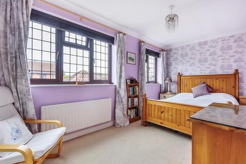 7 Crees Meadow, Windlesham, GU20 6QA
