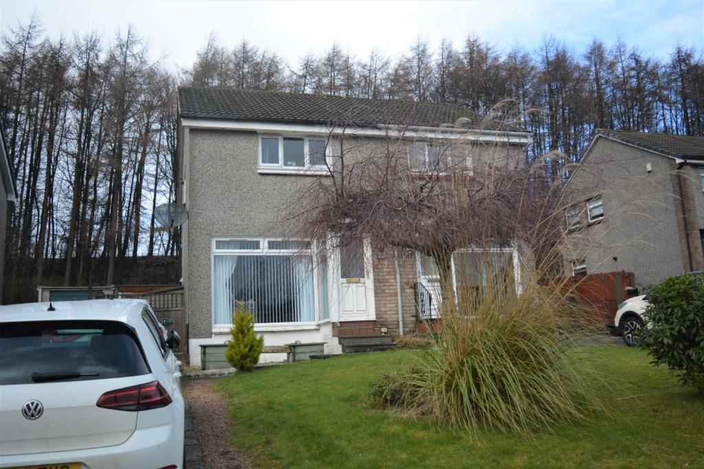 Morrison Avenue, Bonnybridge... 2 bed semidetached villa £700 pcm (£