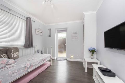 1 Brookside Avenue, Ashford, TW15 3NH