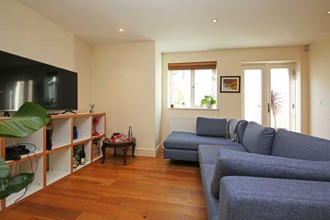 2 bedroom flat to rent, Tulse Hill Brixton SW2