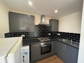 Apartment in Leeds, Gledhow Park, Chapeltown - View 4
