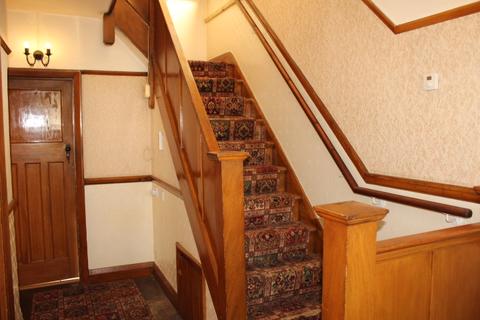 19 Bankhurst Road, London, SE6 4XW