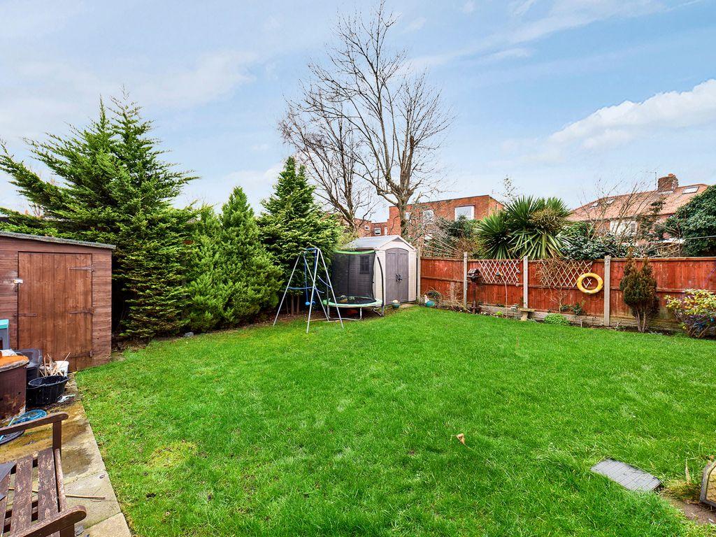 Vogan Avenue, Crosby L23 0SQ 5 bed semidetached house £350,000