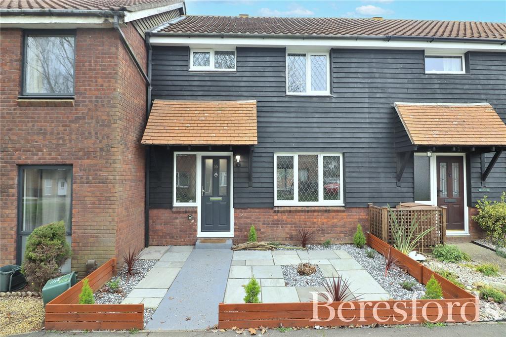 Aldridge Close, Chelmsford, CM2 3 bed terraced house £350,000