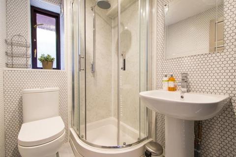 3 bedroom house to rent, Victoria Court Mews, Leeds LS6