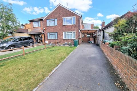 4 bedroom semi-detached house for sale - Hithermoor Road, Staines