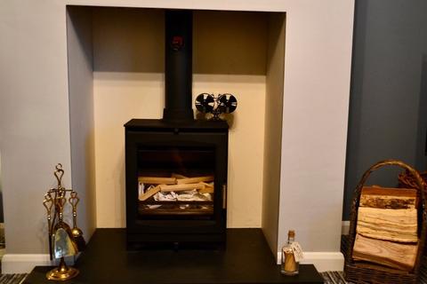 6 Freeston Terrace, St Georges, Telford, TF2 9HD