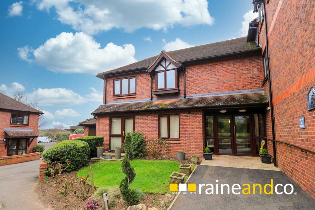 Pond Court The Ridgeway Codicote SG4 8YY 2 Bed Semi detached House 