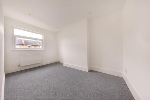 2 bedroom flat for sale - Holmesdale Road, SE25