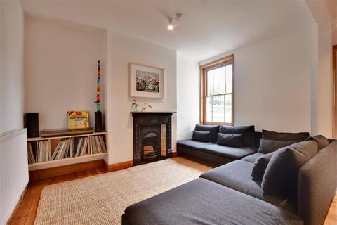 78 Whitstable Road, Canterbury, CT2 8EB