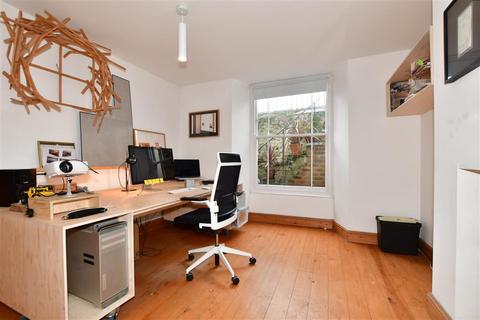 78 Whitstable Road, Canterbury, CT2 8EB