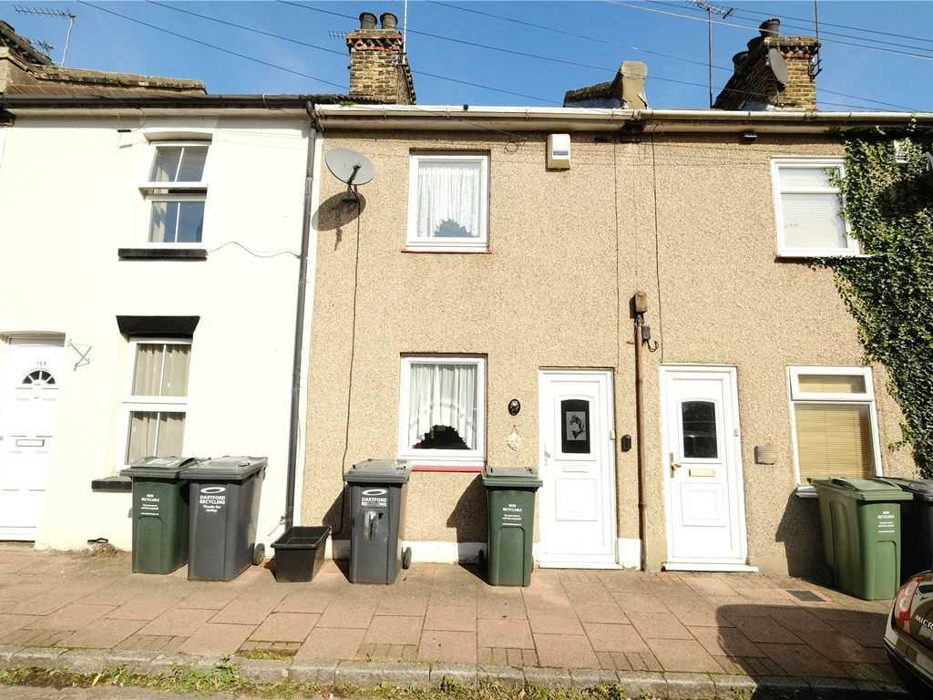 Charles Street, Greenhithe 3 bed terraced house £1,450 pcm (£335 pw)