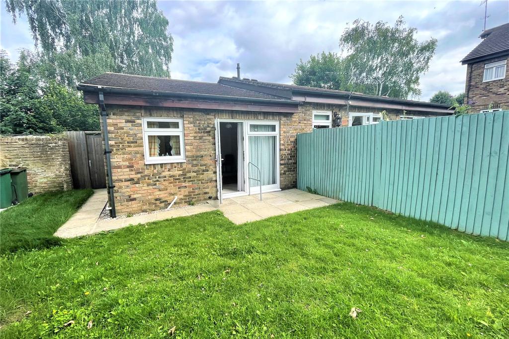 Carew Road, Wallington, SM6 1 bed bungalow £325,000