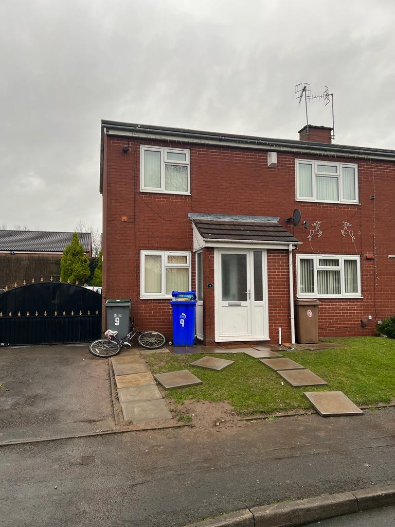 Mandela Way, StokeonTrent ST3 3 bed semidetached house for sale £154,000