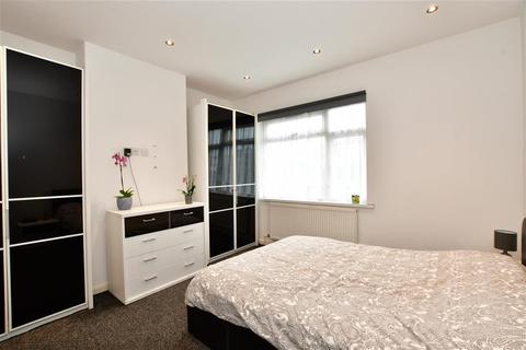102 Brook Crescent, London, E4 9ET