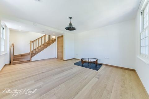 61 Devonshire Drive, London, SE10 8JZ