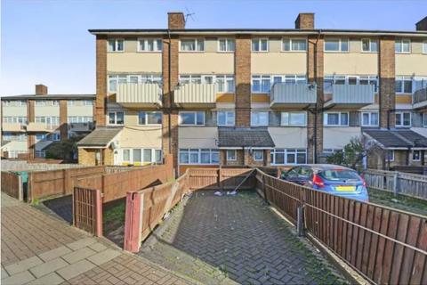 48 Ordnance Road, London, E16 4PJ