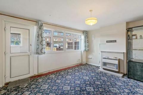 48 Ordnance Road, London, E16 4PJ