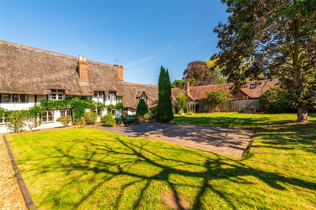 5 picture-perfect cottages for sale in the UK right now
