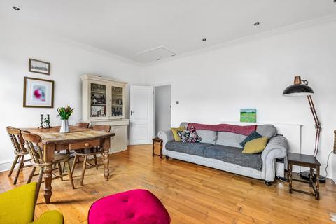 40b Royston Road, London, SE20 7QN