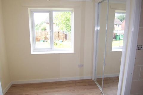 1 bedroom ground floor flat to rent - 8 Newham Way Radbrook Green SY3 6BQ