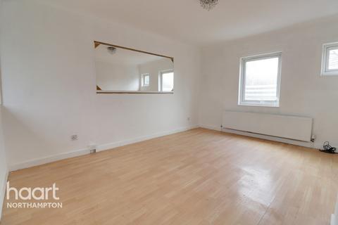 5 Axe Head Road, Northampton, NN4 8TF