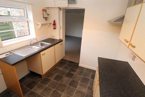 2 bedroom terraced house to rent, Victoria Street, Holsworthy