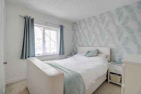 33 Augustus Road, Hockliffe, Leighton Buzzard, LU7 9NS
