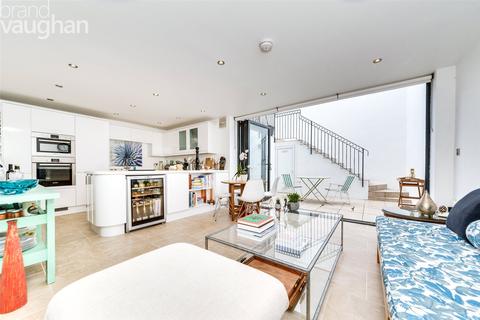 3 bedroom end of terrace house to rent, Clermont Road, Brighton, BN1