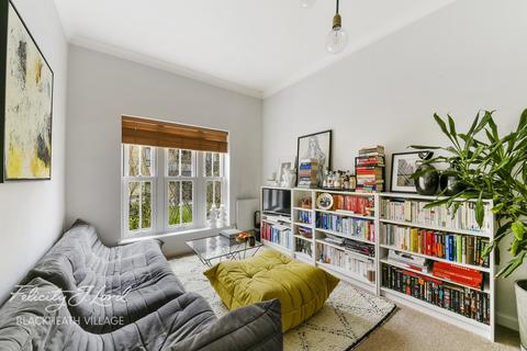 Flat 3, 24 Albion Way, London, SE13 6BT