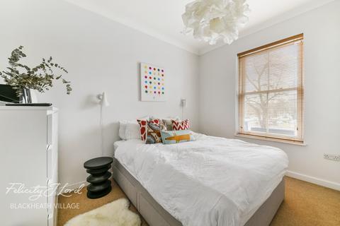 Flat 3, 24 Albion Way, London, SE13 6BT