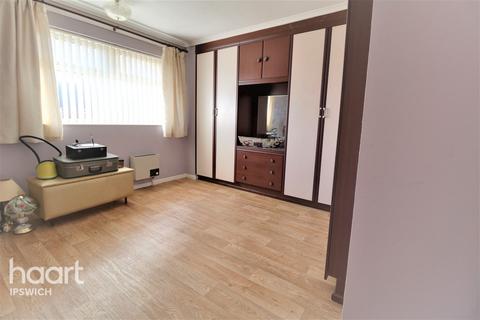 60 Dunlin Road, Ipswich, IP2 9QE
