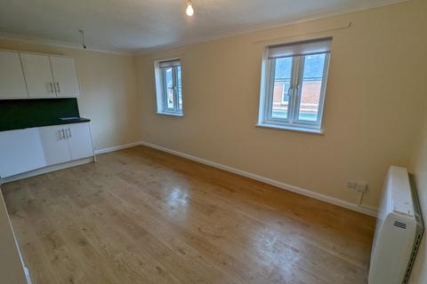 1 bedroom flat to rent, High Street, Leiston