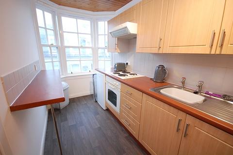 1 bedroom flat to rent, St Mary's Place, Top Floor Left, Aberdeen, AB11