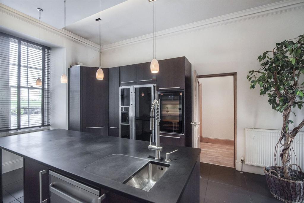 Kitchen/Dining