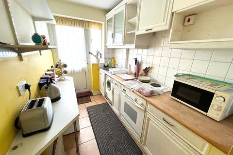 62 Wigmore Road, Carshalton, SM5 1RH