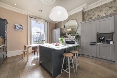 14 Lloyd Square, London, WC1X 9AJ