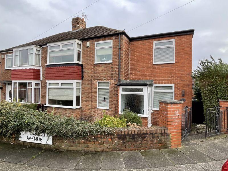 Hillcrest Avenue, Fairfield, StocktononTees, TS18 5AF 4 bed semi