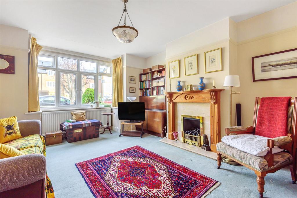 Broyle Road, Chichester, West Sussex... 3 bed semidetached house £