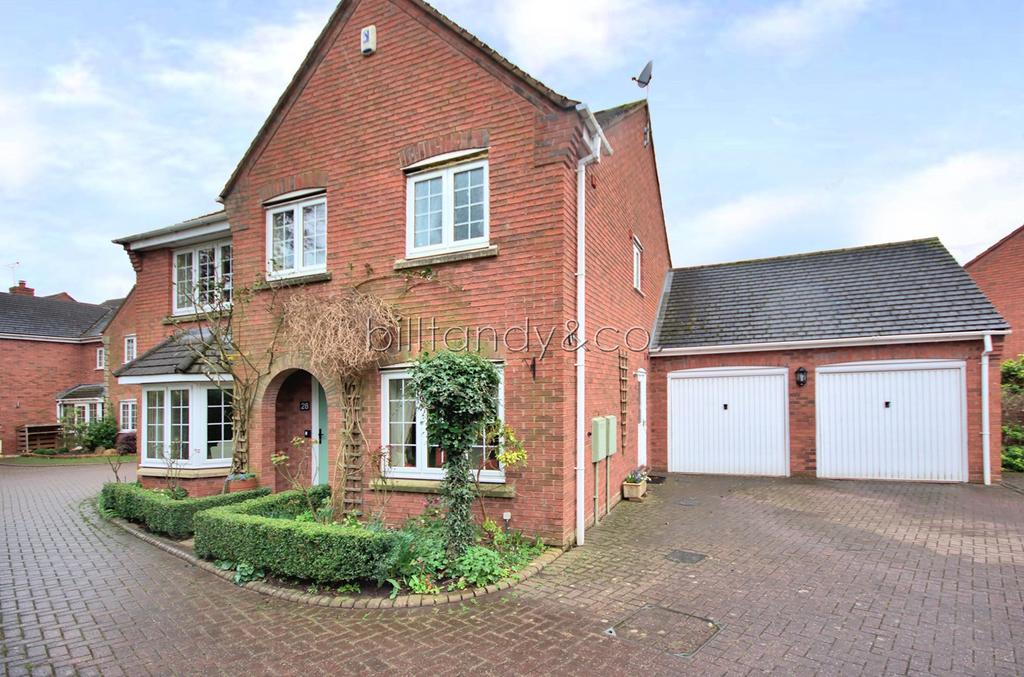 Ashmole Avenue, Burntwood, WS7 4 bed detached house £460,000