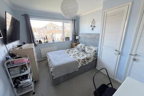 25b Border Road, Upton, Poole, BH16 5EE