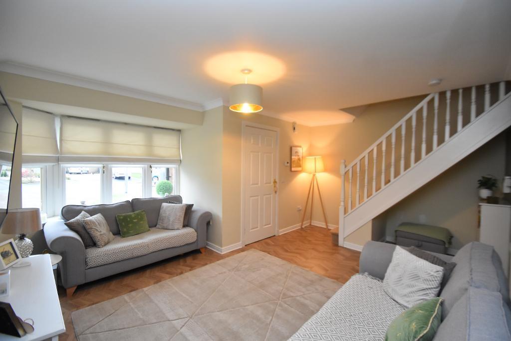 Brown Court, Stepps, Glasgow, G33 6FD 3 bed semidetached house £195,000