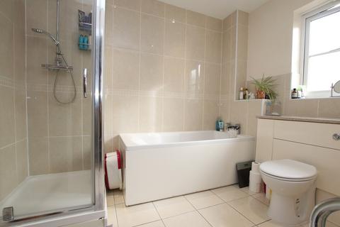 9 High Trees, Dartford, DA2 6PL
