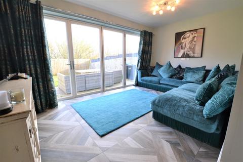 17 High Grange Way, Wingate, TS28 5FF