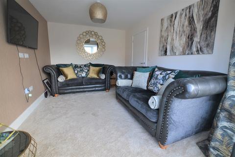 17 High Grange Way, Wingate, TS28 5FF