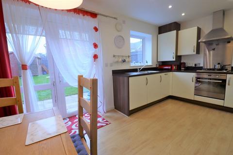 18 Bridge Meadow Road, Wirral, CH49 9EE