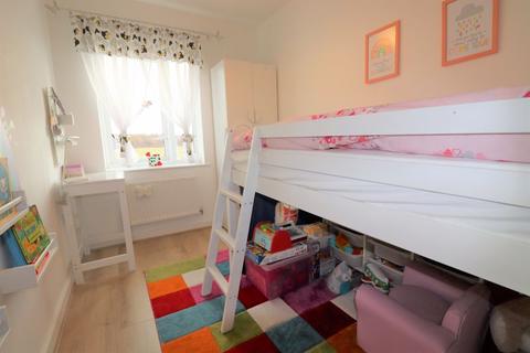 18 Bridge Meadow Road, Wirral, CH49 9EE