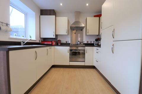 18 Bridge Meadow Road, Wirral, CH49 9EE