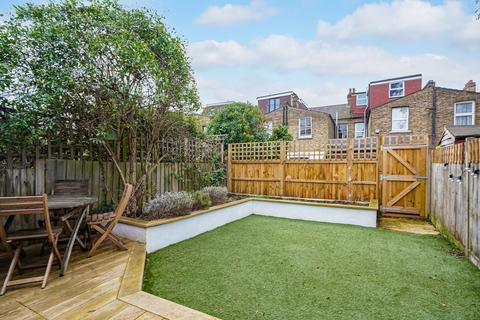 4 Durham Road, London, W5 4JP